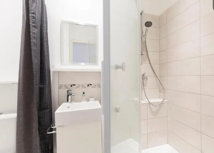 Apartment Zen - 9 Min Sanctuaires - Renove & Equipe - 2 Personnes Lourdes